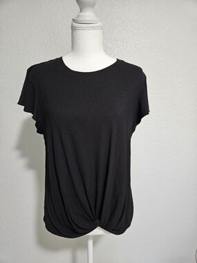 Time and Tru Black Ribbed Twist-Front Short Sleeve Top